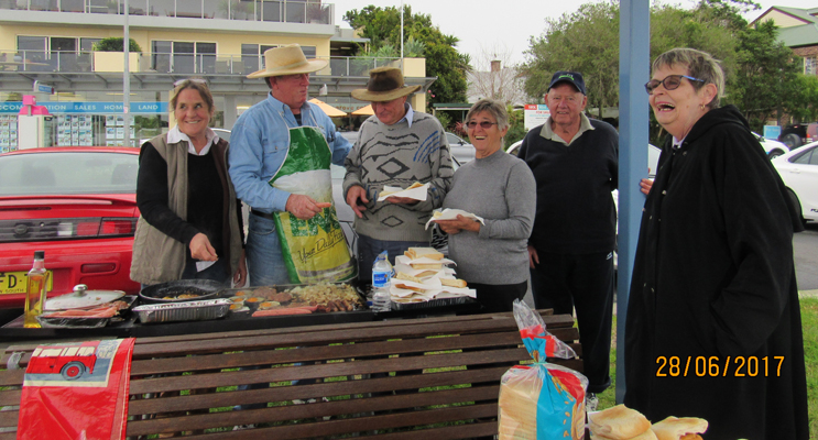 VOLUNTEER COOKS: Myall River Clean-Up.