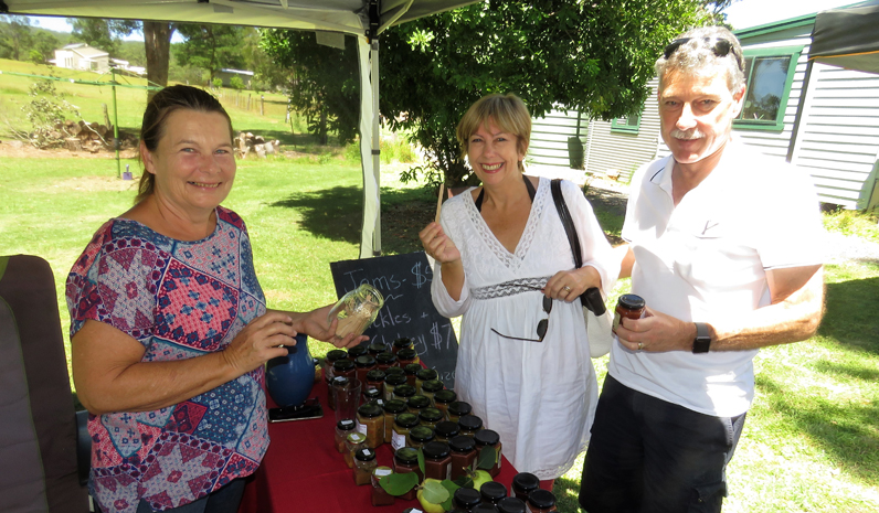 Terri Searle from Elraes Farmhouse with Amanda and Mal Hiley. 